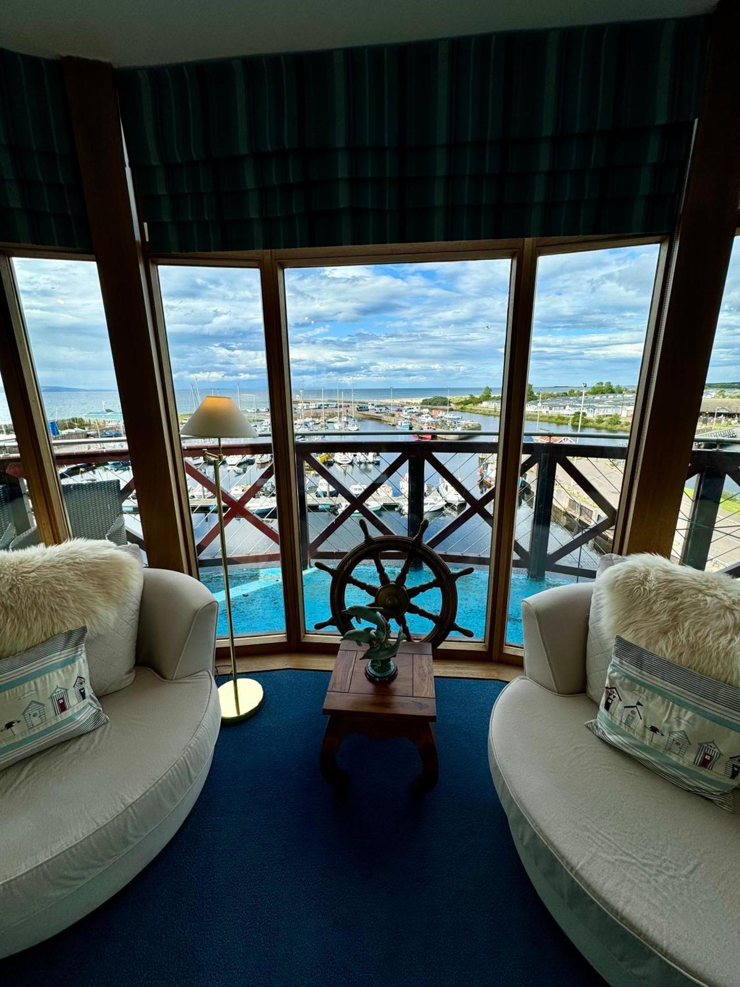 The Lighthouse Apartment Nairn Exterior photo